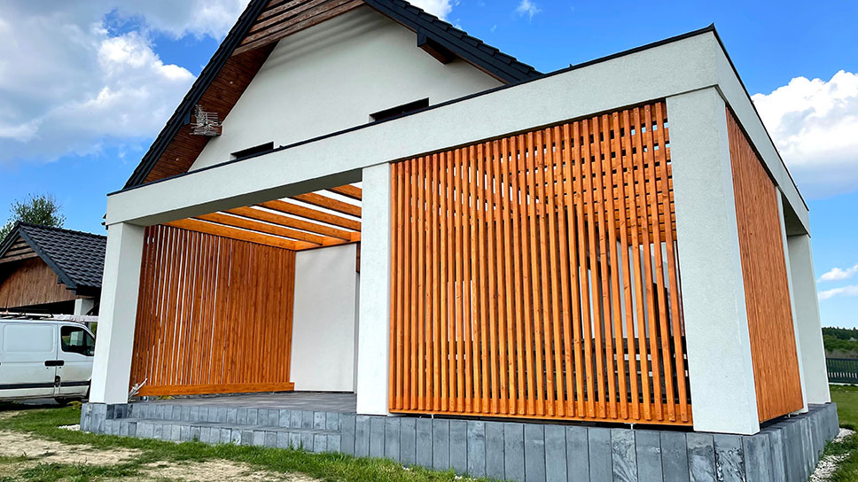 Covered Porch & Pergola